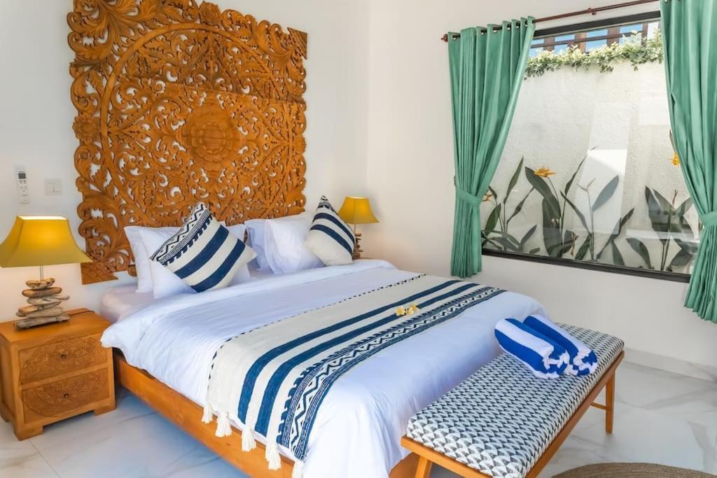 Villa Hakem Elegant And Modern 4 Bedrooms Villa Pool View Canggu  Bagian luar foto